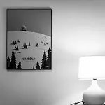 Les Bouvreuils, Vue Alpes & Leman, Jardin Prive Apartment *