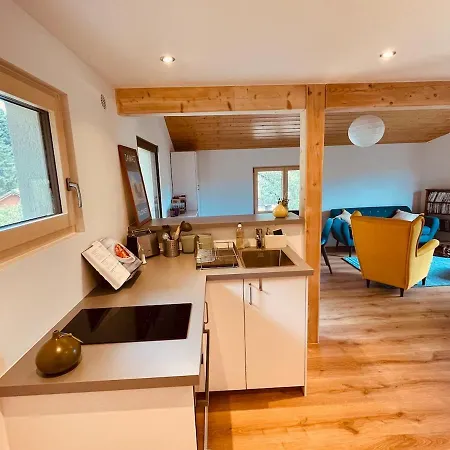 Les Bouvreuils, Vue Alpes & Leman, Jardin Prive Сен-Серг